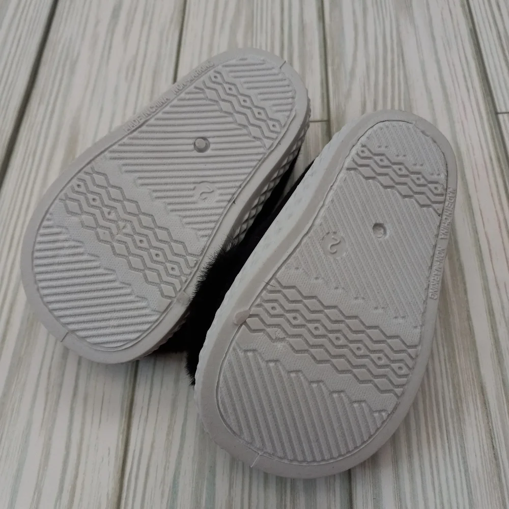 NEW 2 Pairs Faux Fur Embellished Baby Shoes